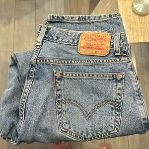 Levi comfort fit 560 33x30 GUC